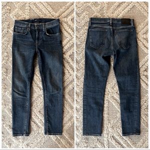Levi’s High Rise Cropped Straight Leg Jeans 27